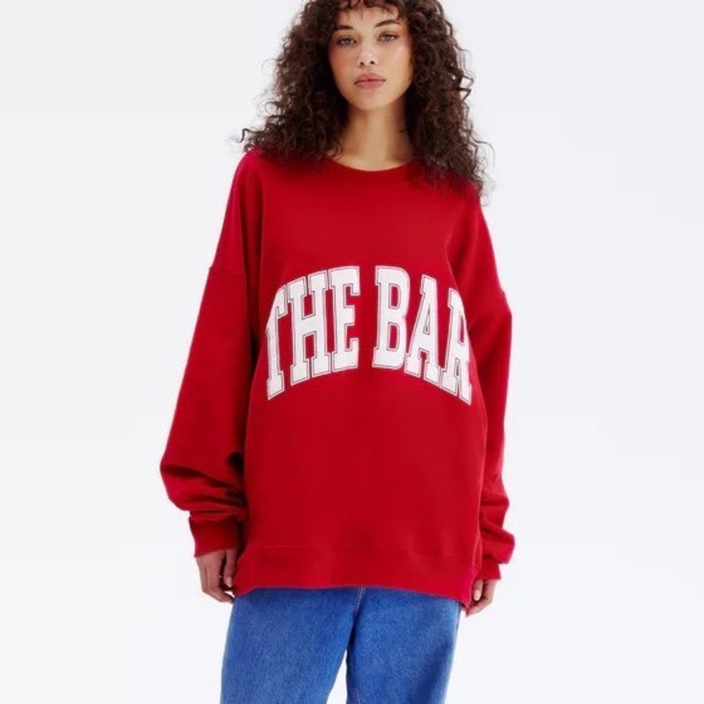 The Bar Varsity Sweatshirt Oversized Boyfriend Graphic Crewneck Ruby Red XL